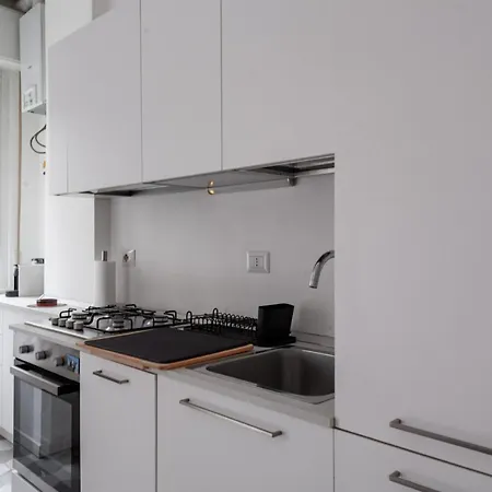 Bnbutler - Casa Lario - Isola District Milan Exterior photo